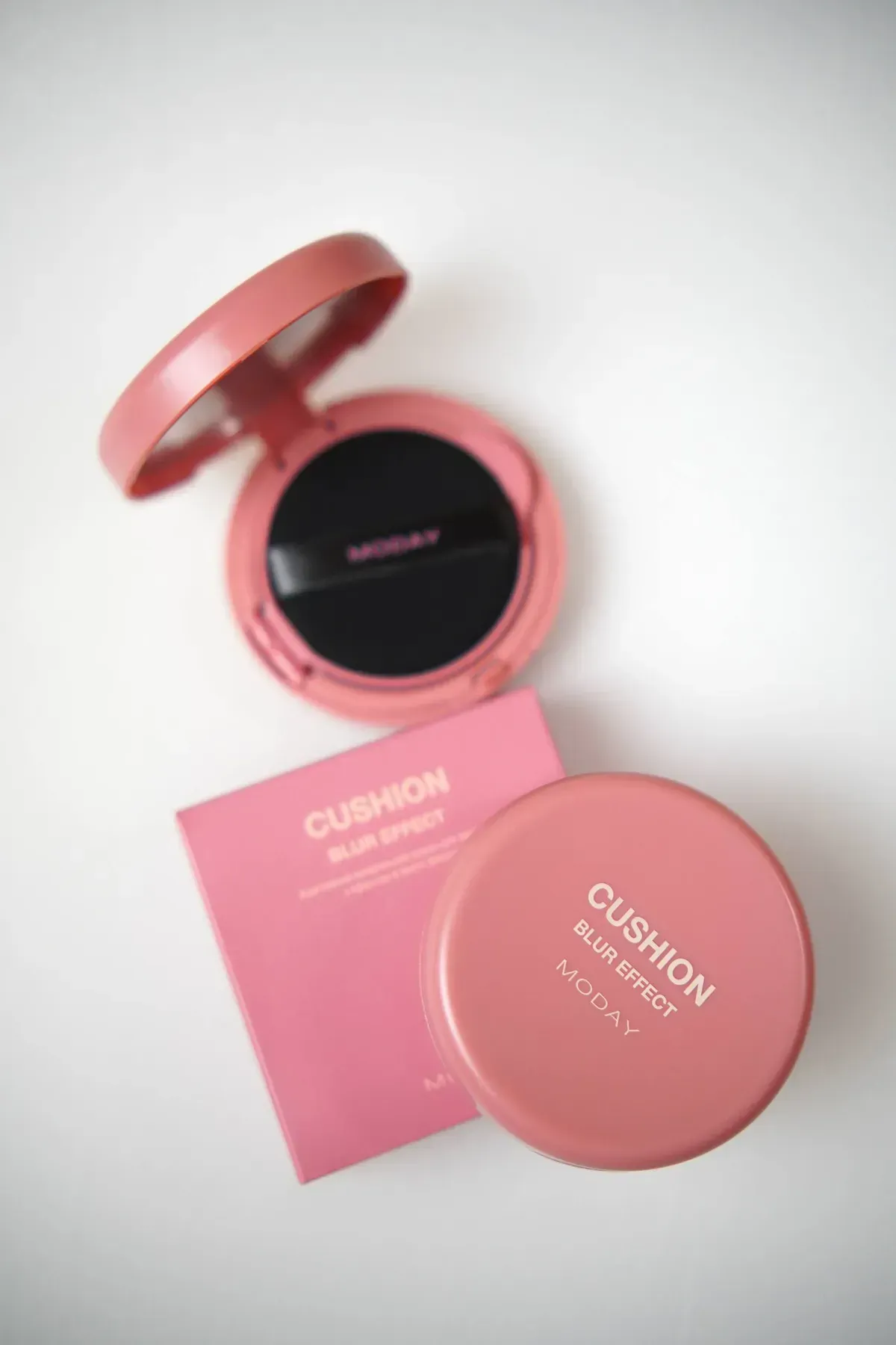 Адаптивний мінеральний кушон для макіяжу MODAY Mineral Blur Skin CUSHION - BTS BeautyToSale